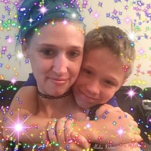 Meet your Posher, Evette